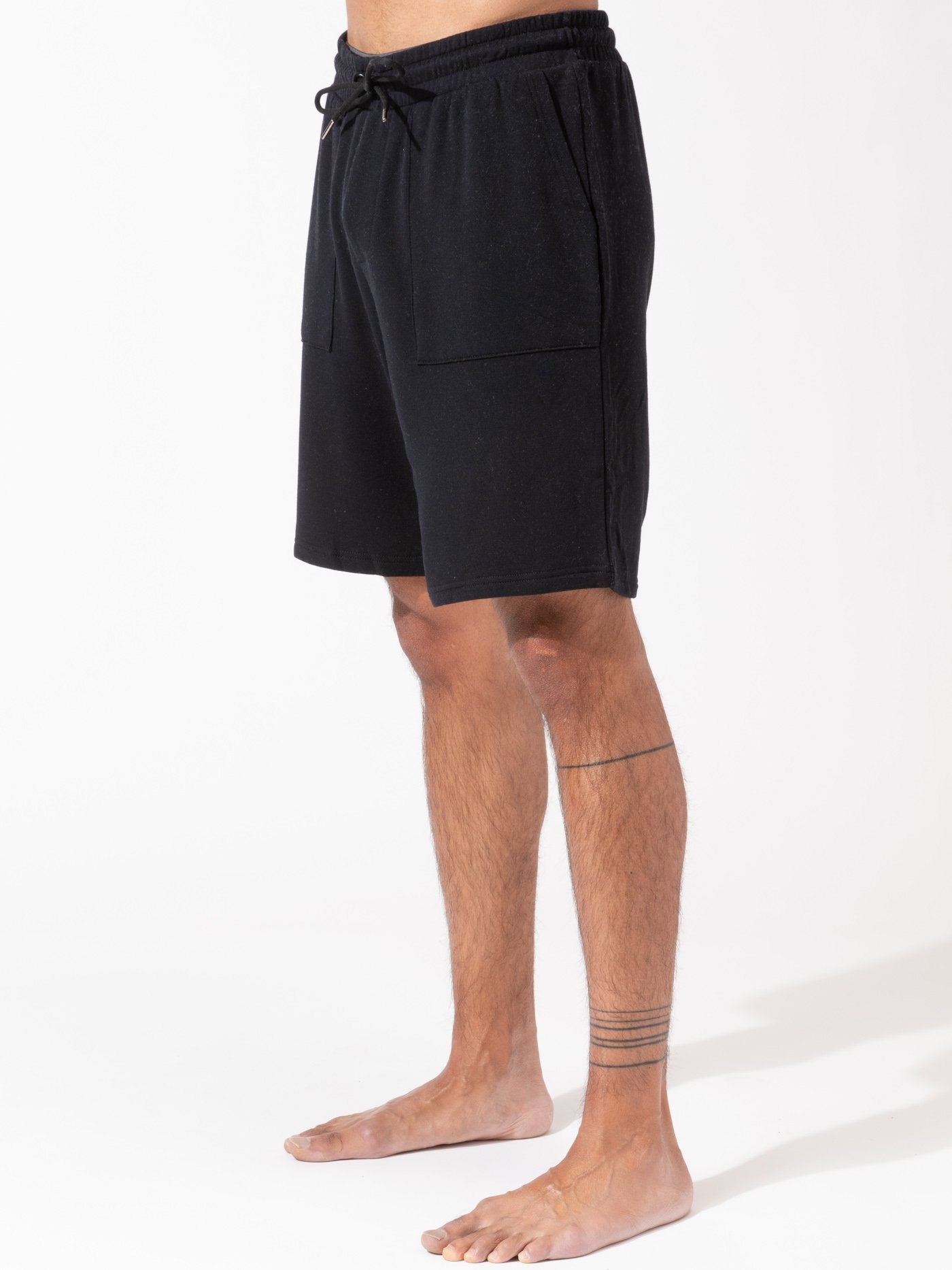 Casper Feather Fleece Short 9"