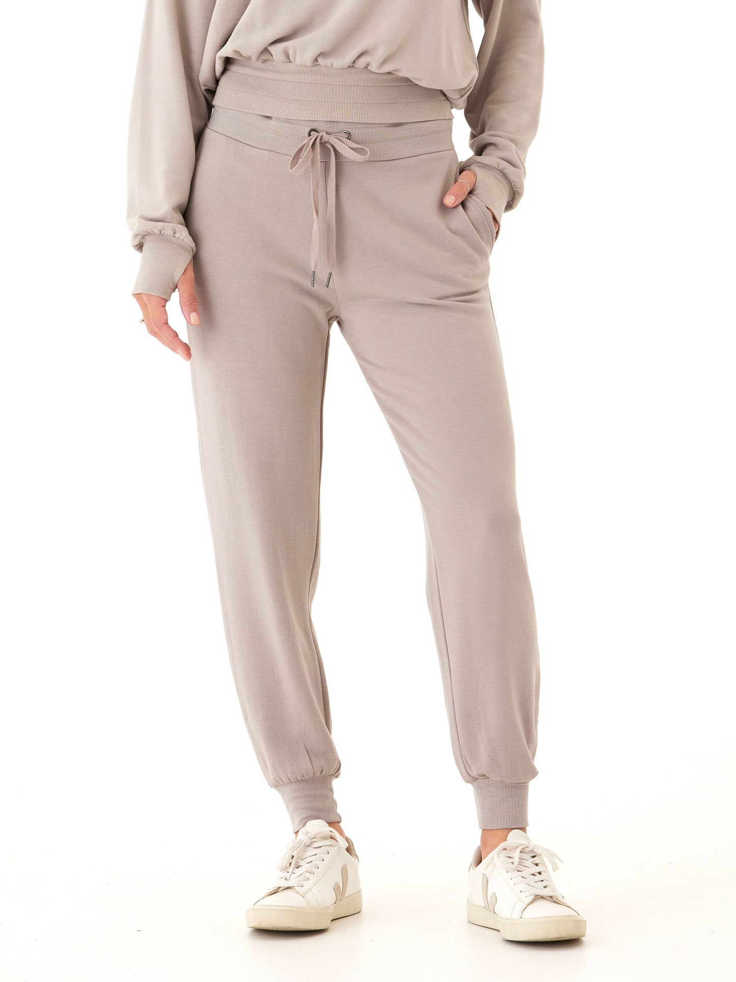 Connie Feather Fleece Jogger