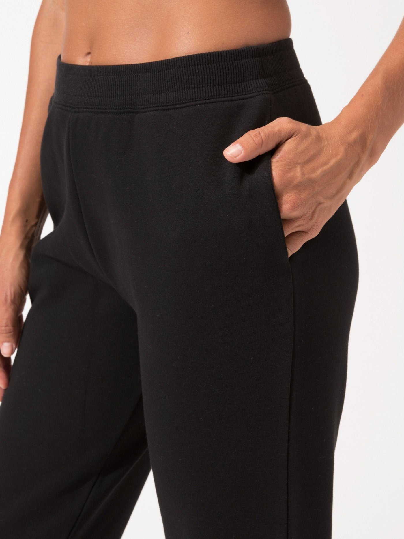 Women's Invincible Fleece Jogger