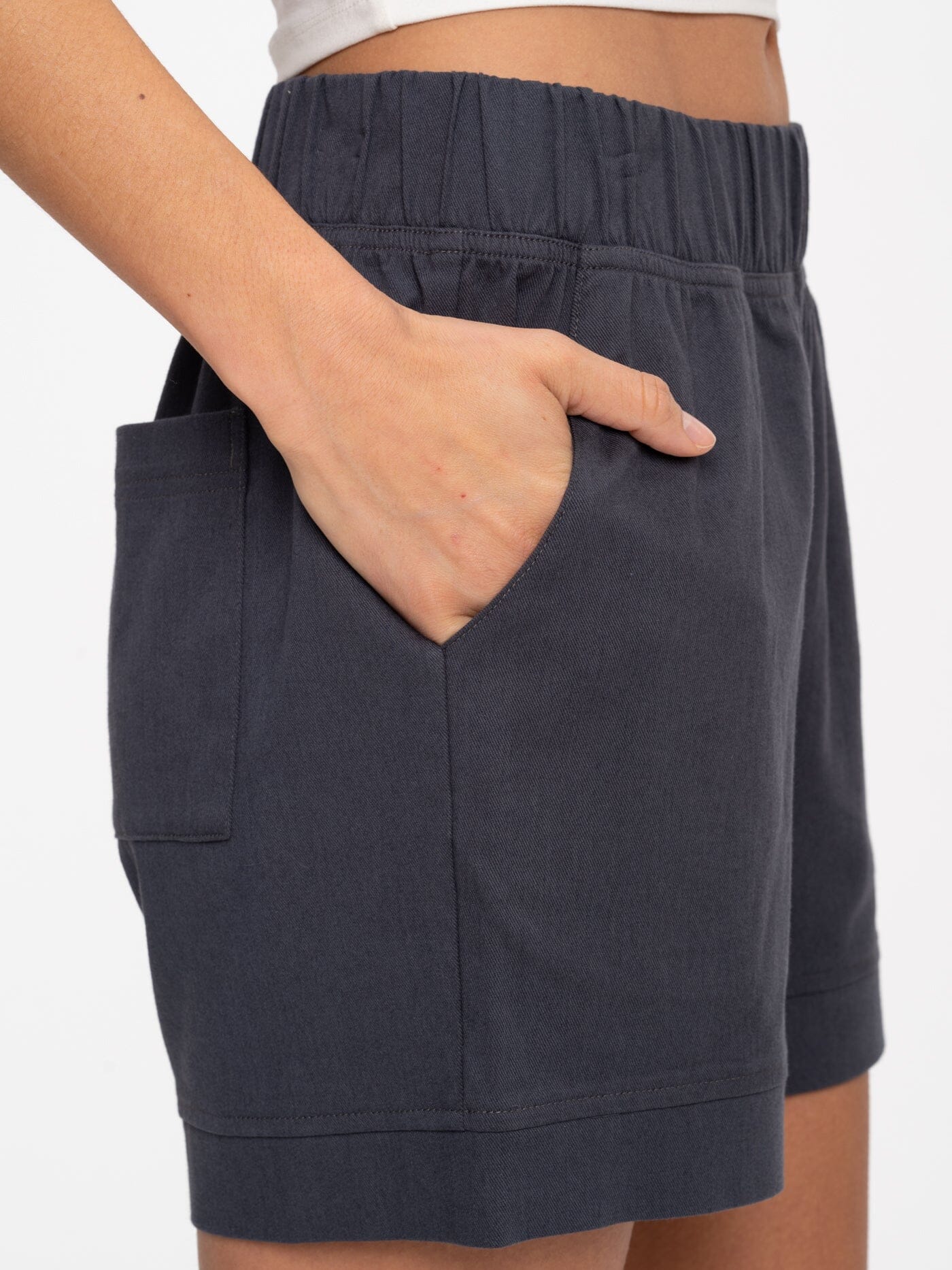 Angelina Stretch Twill Short 4"