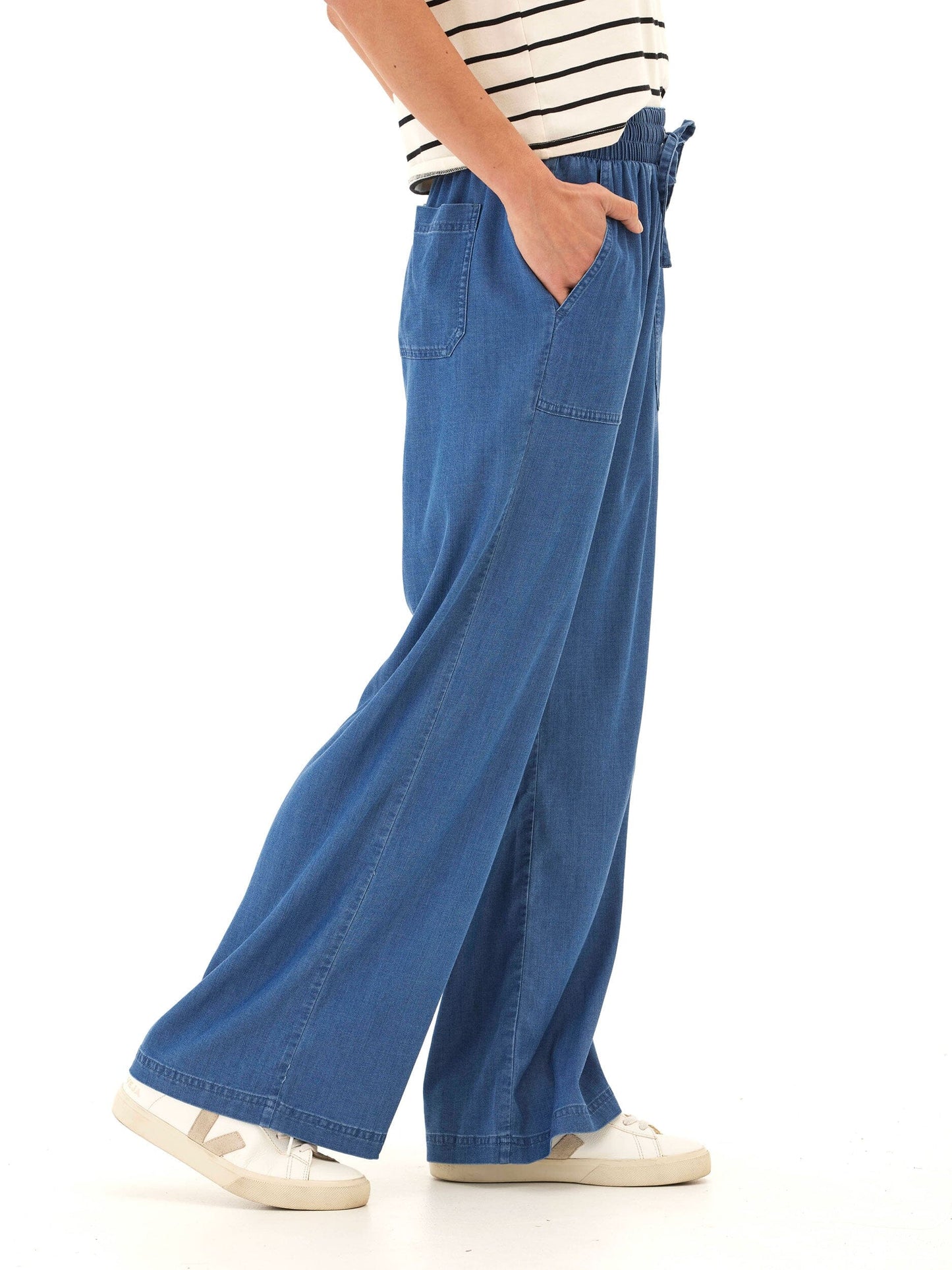 Allie Stretch Chambray Pant