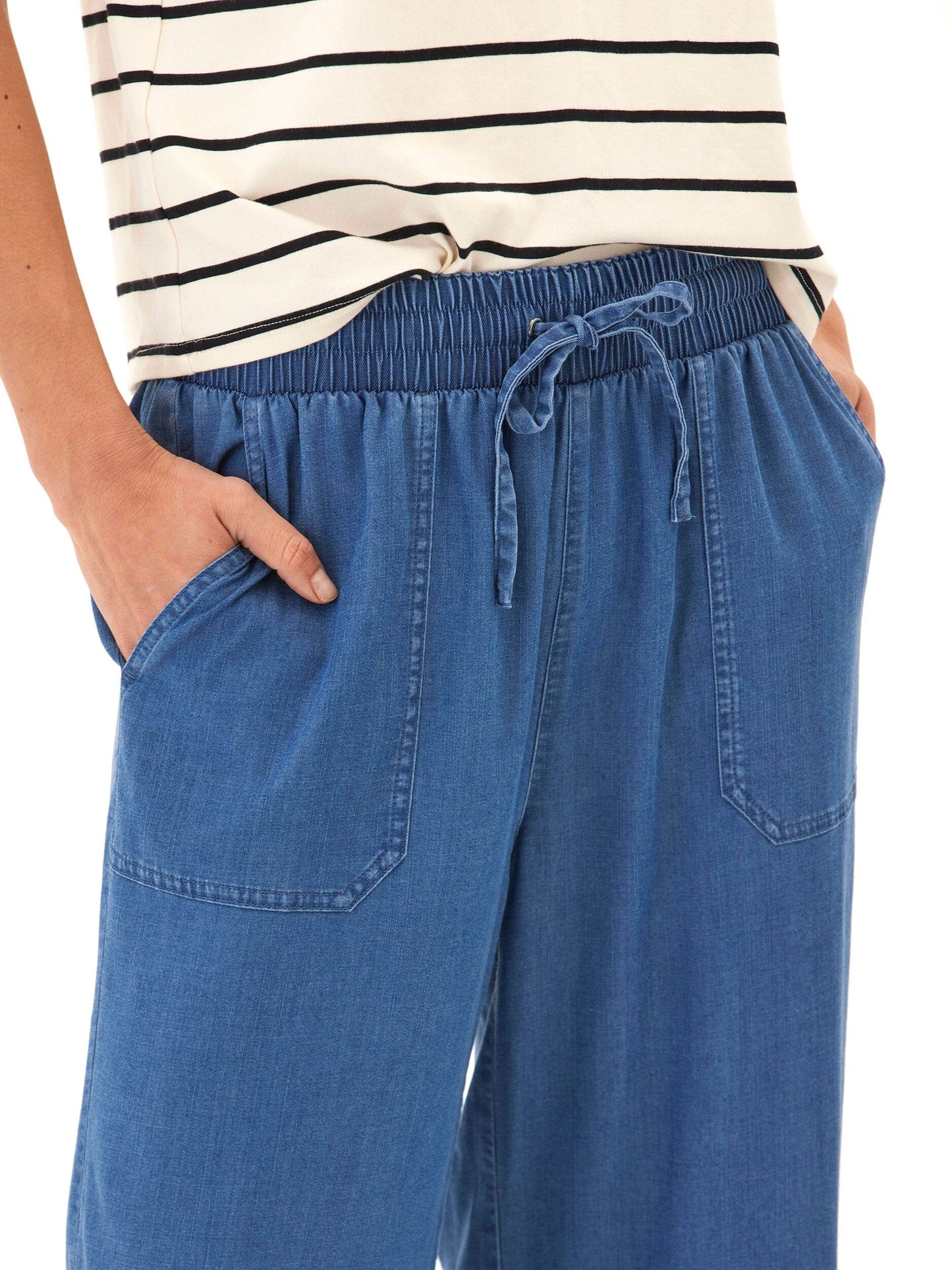Allie Stretch Chambray Pant