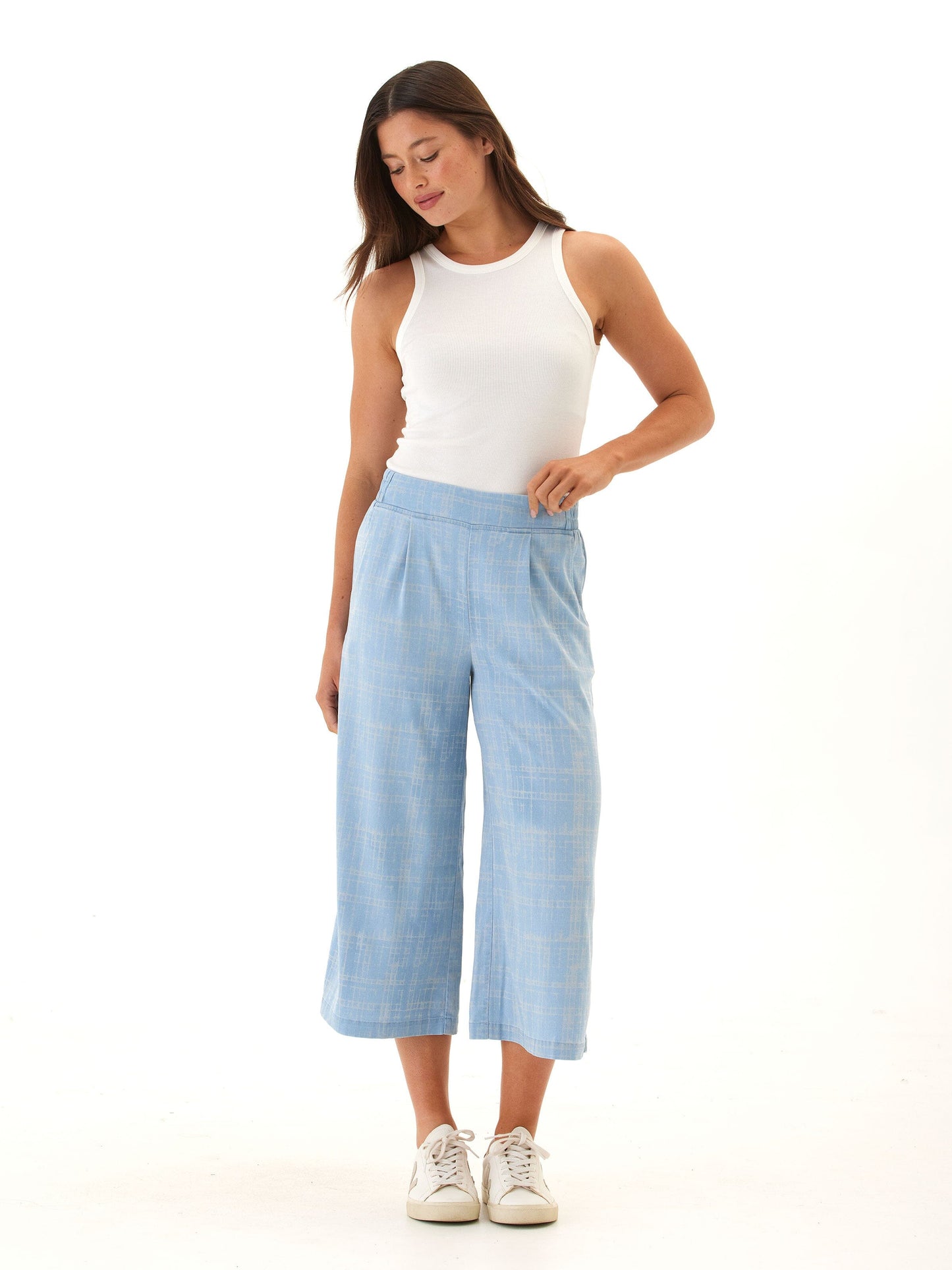Alora Grid Plaid Stretch Chambray Capri Pant