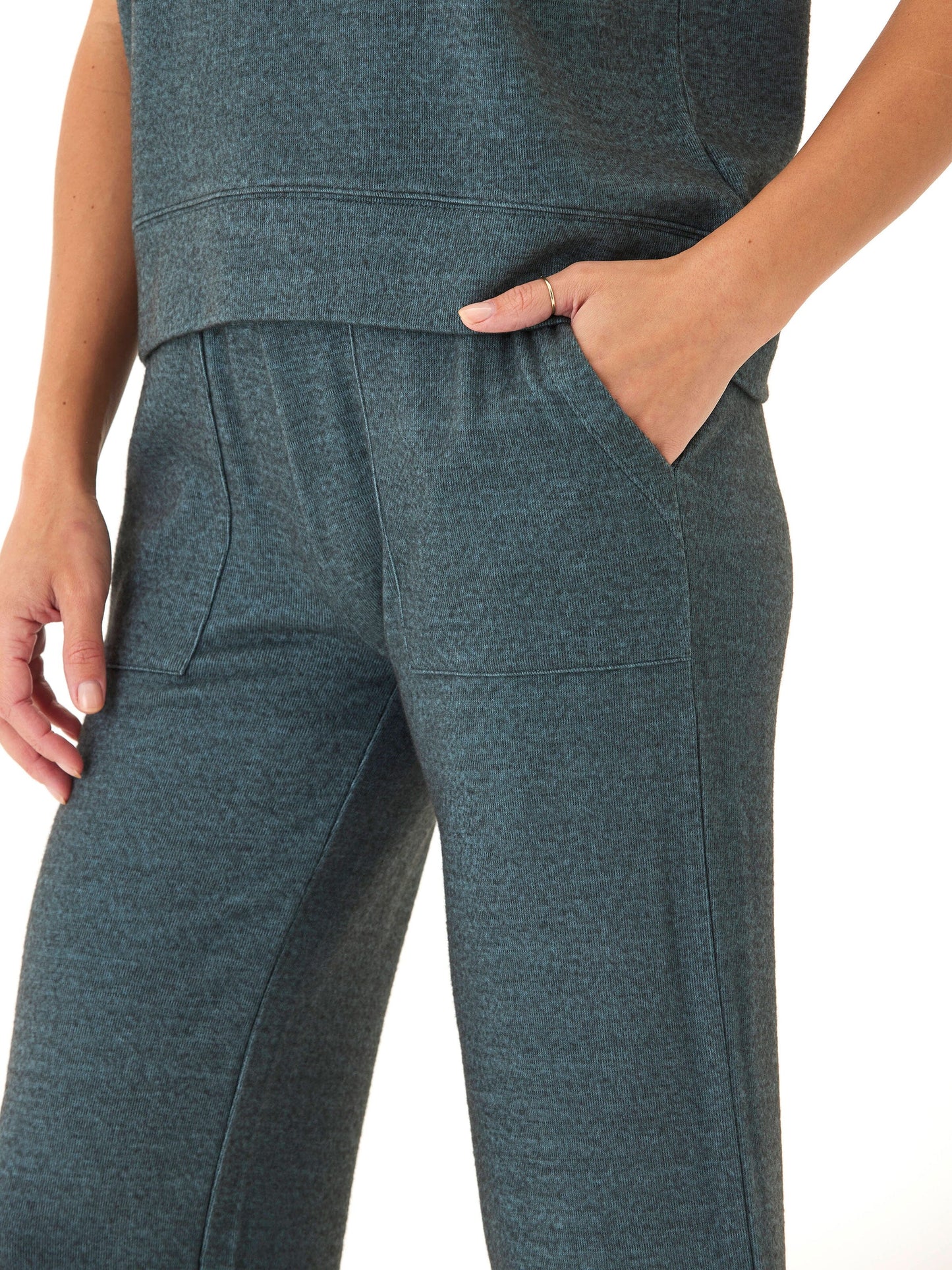 Beatrice Dream Fleece Wide Leg Capri Pant