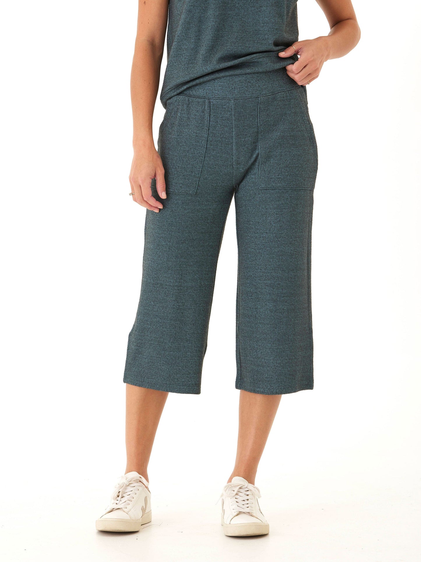 Beatrice Dream Fleece Wide Leg Capri Pant
