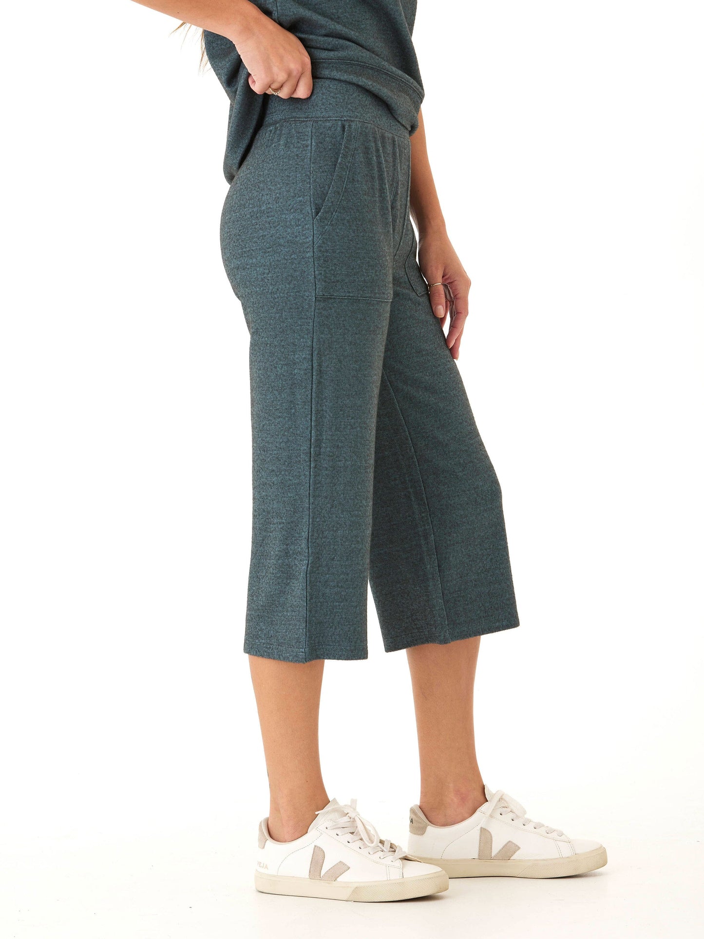 Beatrice Dream Fleece Wide Leg Capri Pant