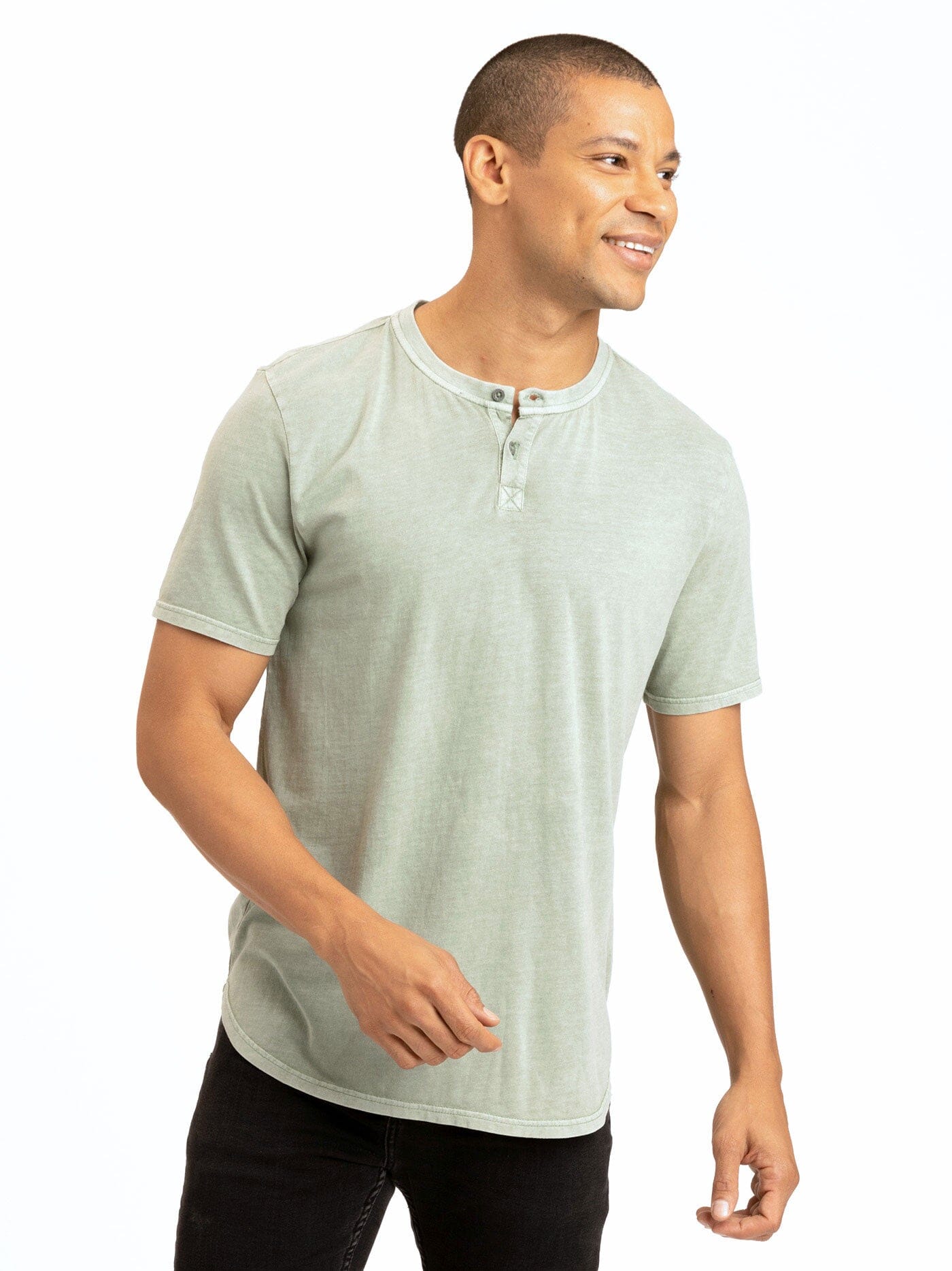 Draco Mineral Wash Short Sleeve Henley
