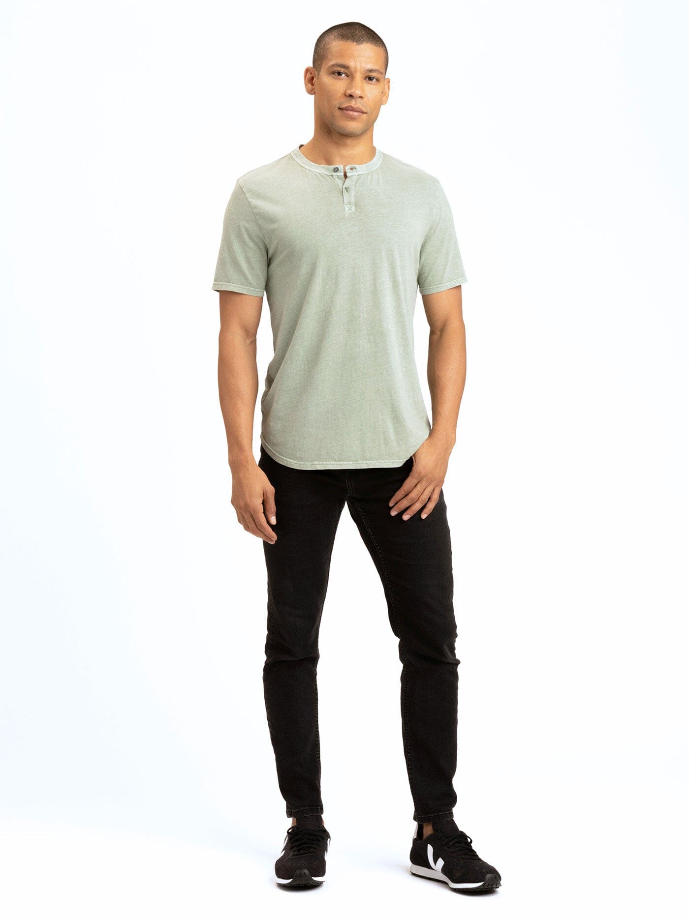Draco Mineral Wash Short Sleeve Henley