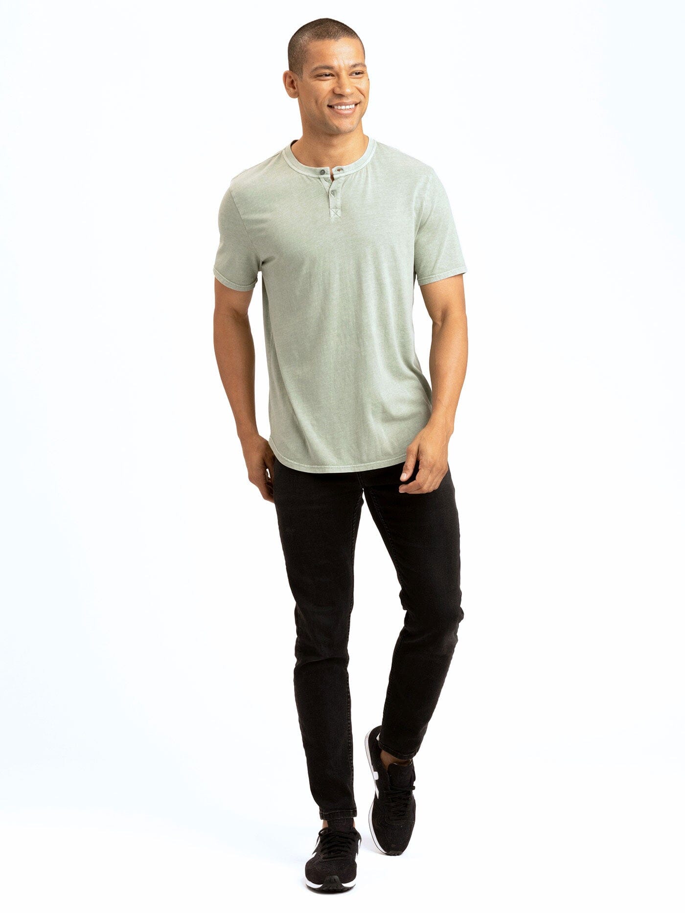 Draco Mineral Wash Short Sleeve Henley