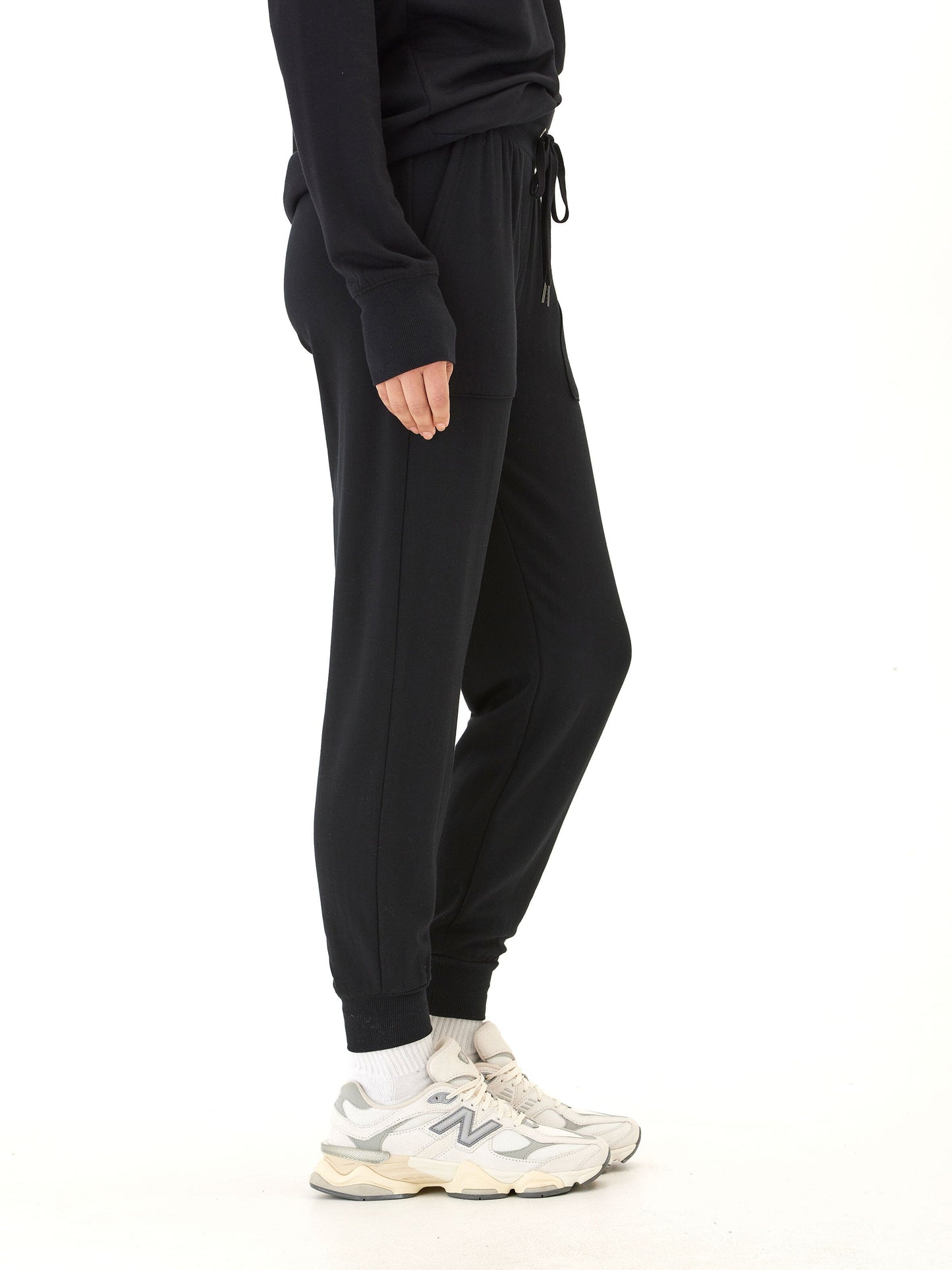 Liara Feather Fleece Pocket Jogger