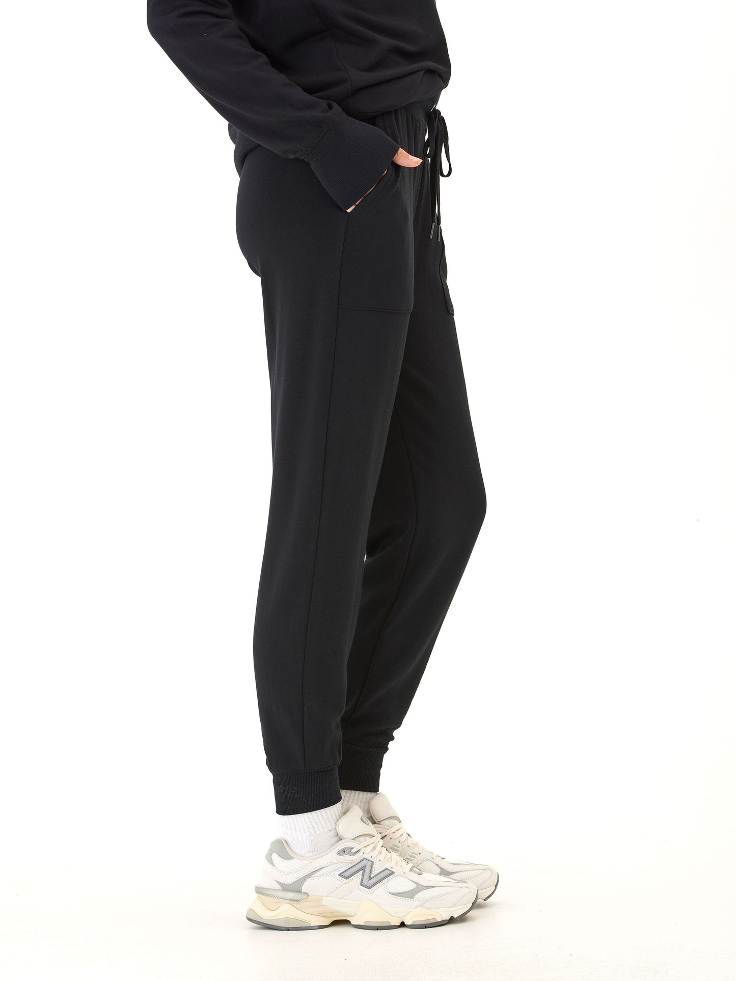 Liara Feather Fleece Pocket Jogger
