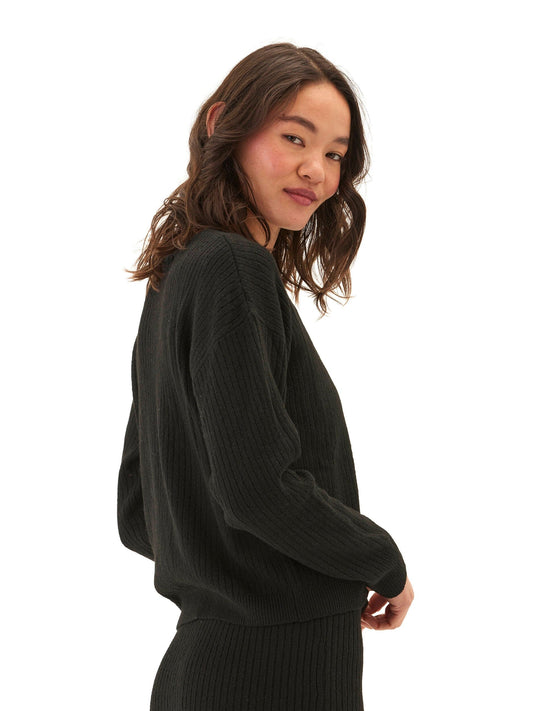 Yvonne Cozy Rib Pullover Sweater
