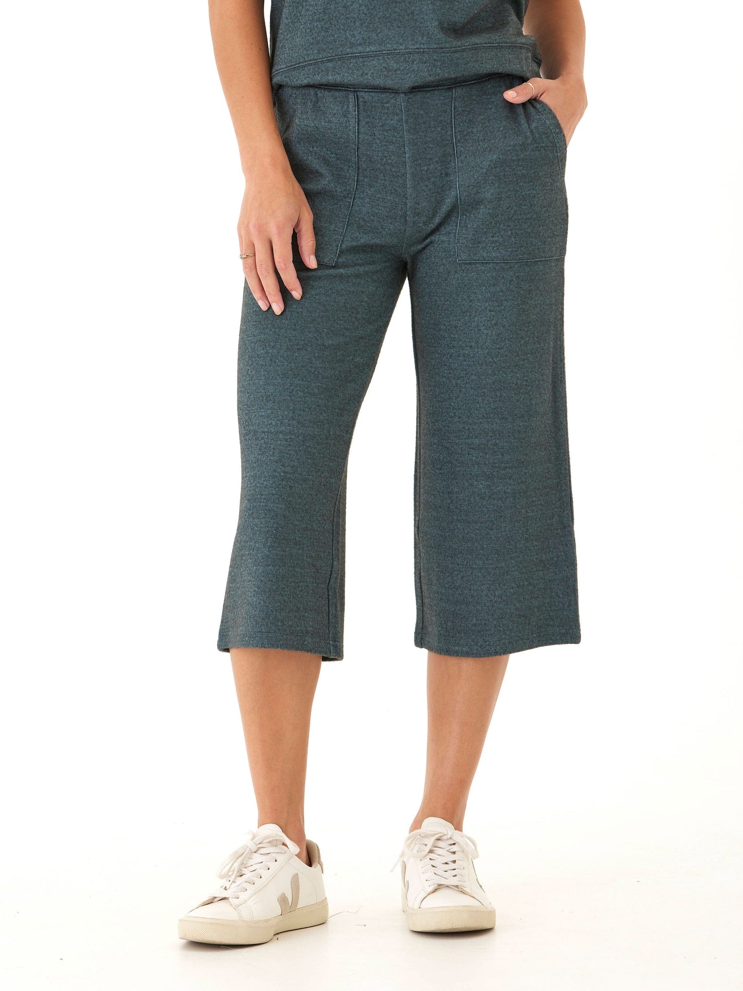Beatrice Dream Fleece Wide Leg Capri Pant