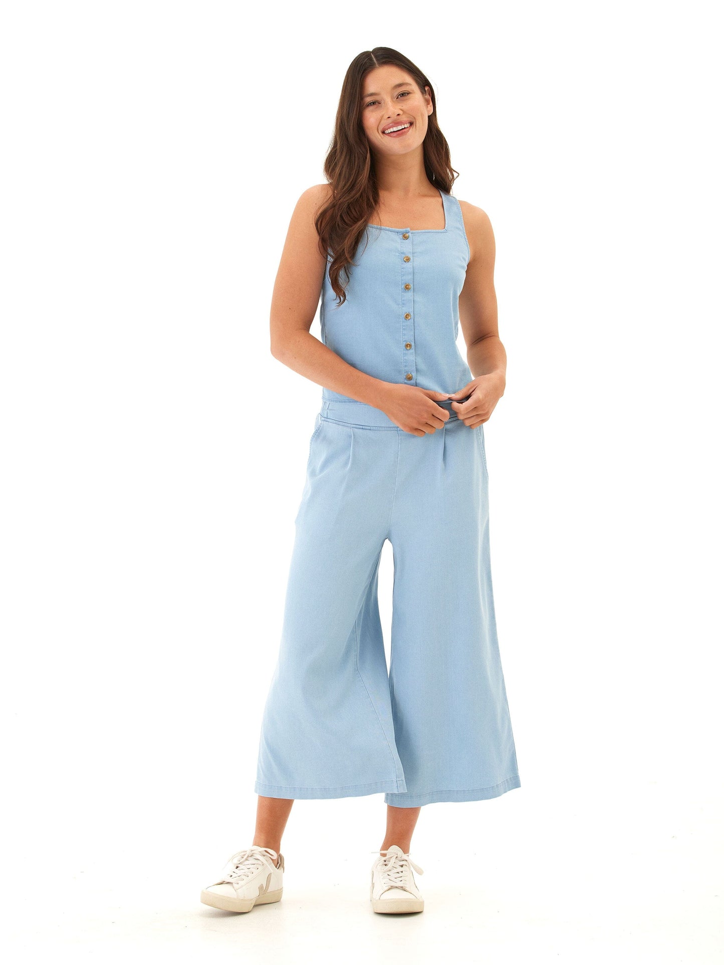 Alora Stretch Chambray Capri Pant